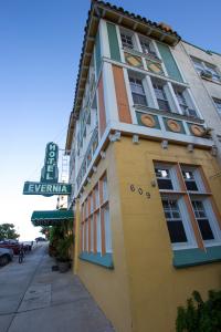 Hotel Evernia - West Palm Beach, FL